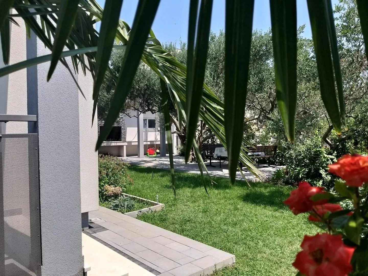 招待所 Enelani Apartments Kaštela