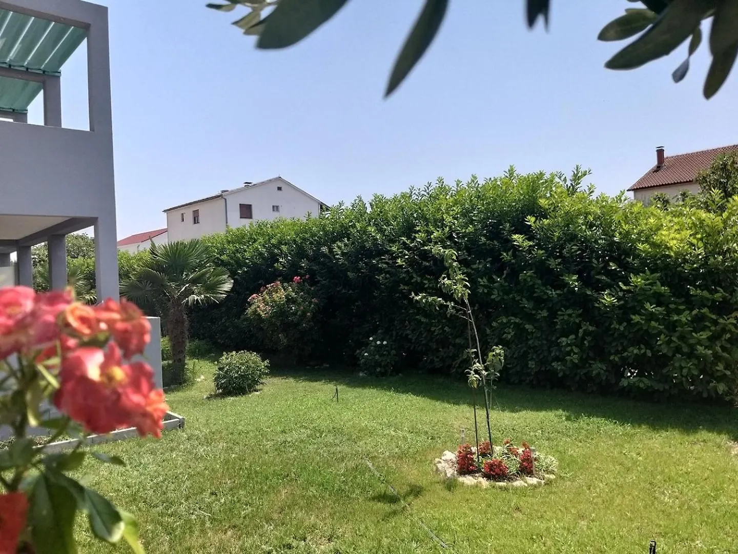 招待所 Enelani Apartments Kaštela