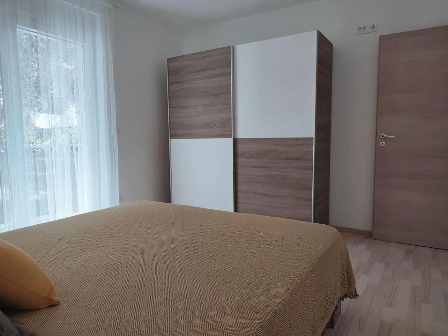 Enelani Apartments Kaštela