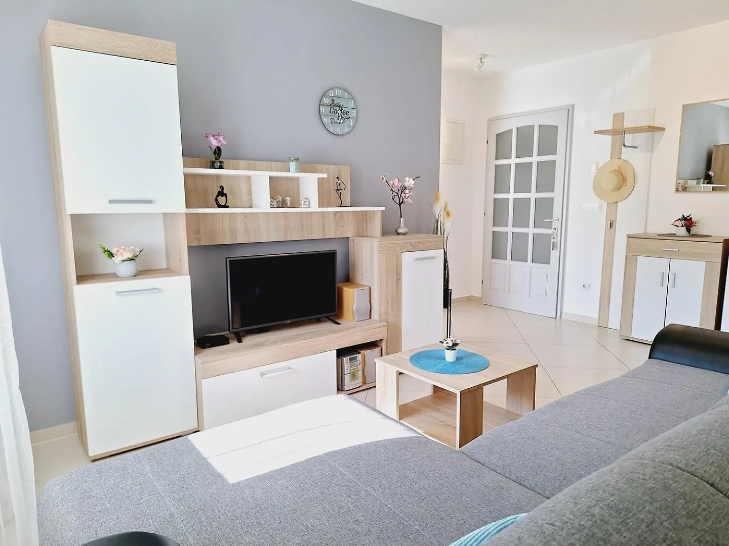 Enelani Apartments Kaštela