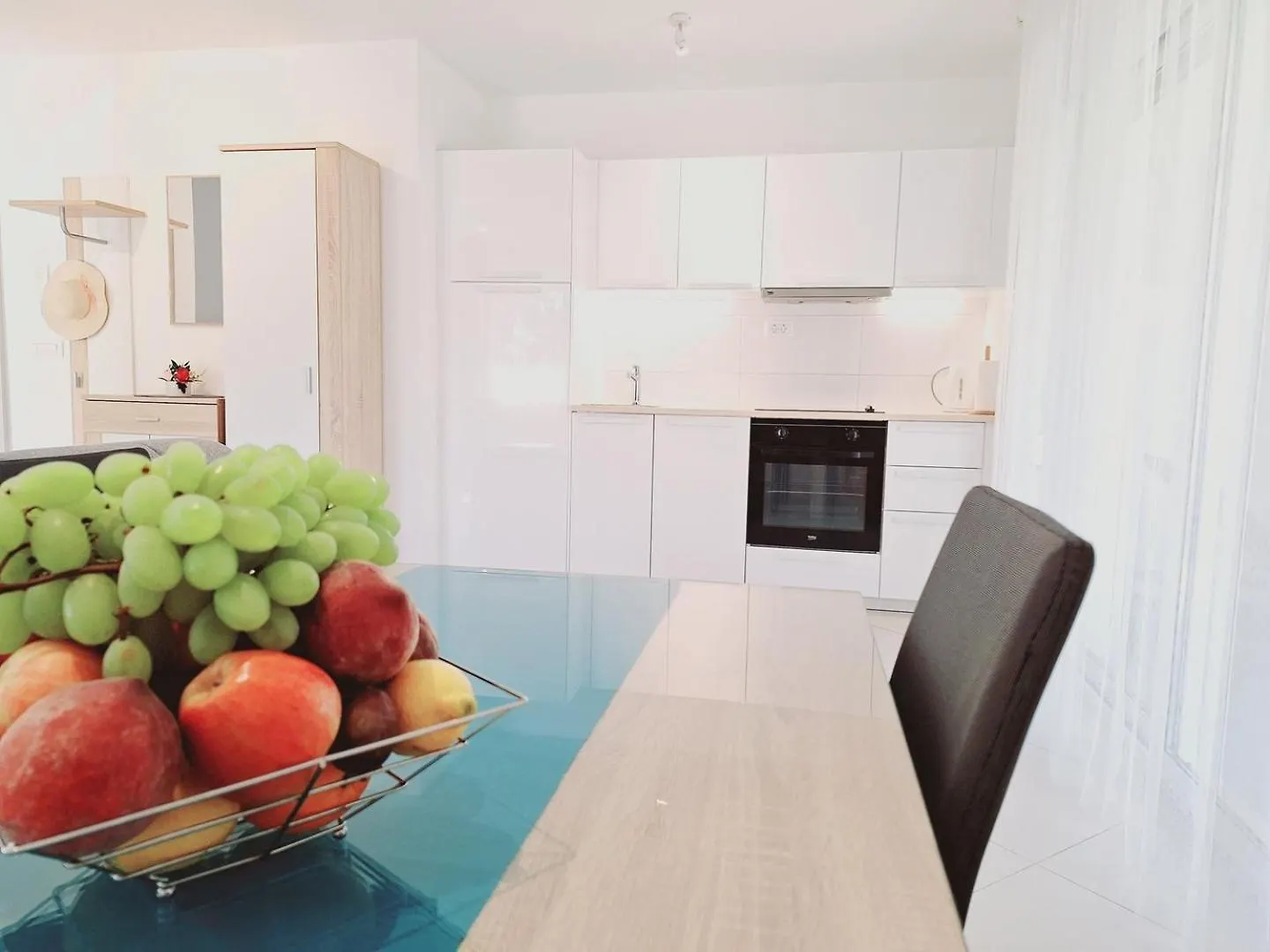 Enelani Apartments Kastela